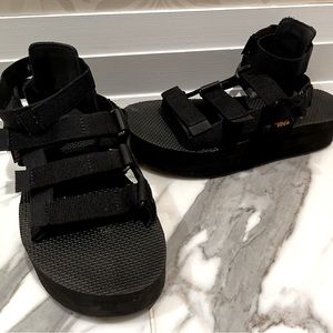 Teva platform sandals - from summer 2022. Gladiator style